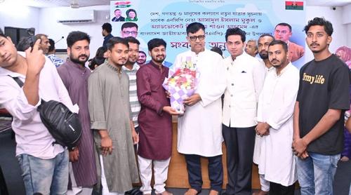 মনোনয়ন না পেয়ে বিএনপিতে যোগ দিলেন এনসিপির কেন্দ্রীয় নেতা মুকুল