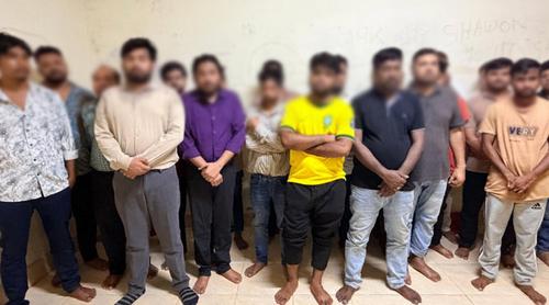 গুলশানে স্পা সেন্টারে অভিযান, ৫৩ নারী-পুরুষ গ্রেপ্তার