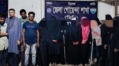 নোয়াখালীর আবাসিক হোটেলে অভিযানে নারী-পুরুষসহ ১২ জন গ্রেপ্তার