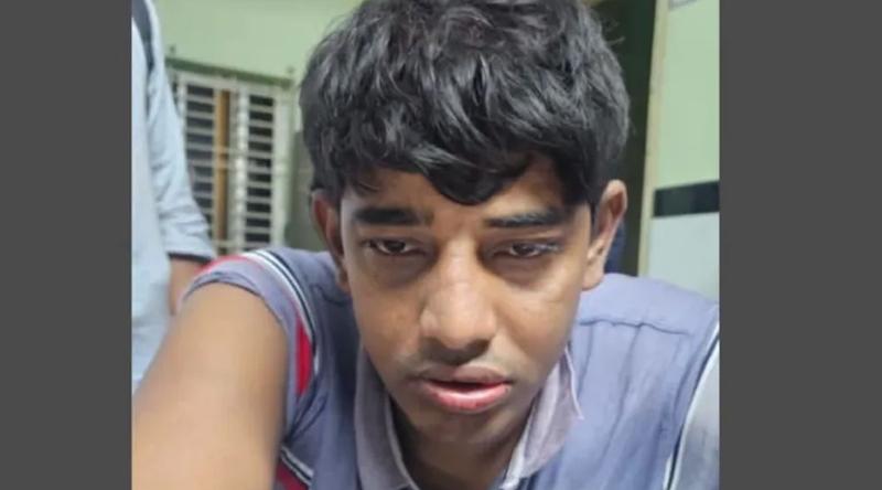 শিক্ষার্থীর মাকে বাড়িতে ডেকে ধর্ষণ, শিক্ষক গ্রেফতার
