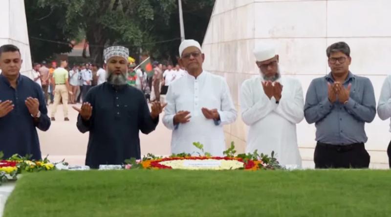 জিয়াউর রহমান ও খালেদা জিয়ার সমাধিতে শ্রদ্ধা জানালেন নবনির্বাচিত রাষ্ট্রপতি