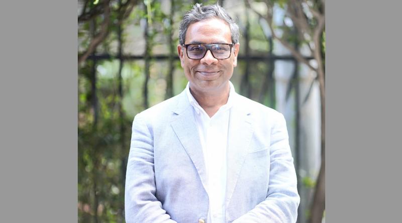 ভাঙা ব্যবস্থার পুনর্জাগরণ: সুস্বাস্থ্যের নতুন ভোরে বাংলাদেশ ও স্বাস্থ্য প্রতিমন্ত্রীর ১৮০ দিন
