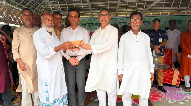 বন্ধুর ক্যানসার আক্রান্ত মায়ের পাশে শিক্ষার্থীরা, এবার সহায়তা দিলেন প্রধানমন্ত্রী
