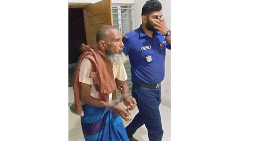 বাগেরহাটে রুটির লোভ দেখিয়ে শিশুর হাত-পা বেঁধে ‘সর্বনাশের চেষ্টা’ বৃদ্ধের