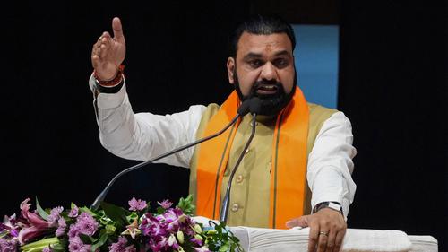 বাড়ছে গঙ্গার পানি, ফারাক্কার সব গেট খুলে দিতে বললেন বিহারের মুখ্যমন্ত্রী