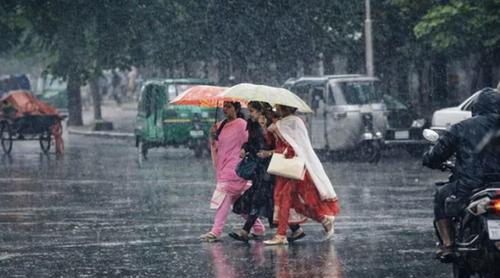 রাতে ঢাকায় ঝড় ও বজ্রবৃষ্টির পূর্বাভাস