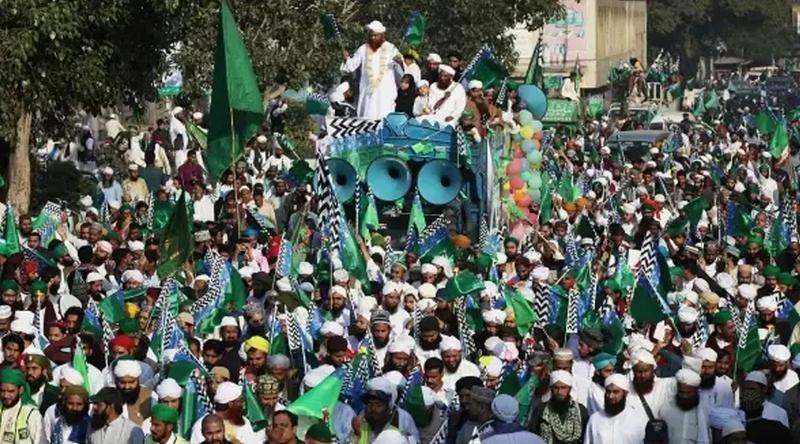 ঈদে মিলাদুন্নবী উপলক্ষে প্রায় ৪৫০০ সমাবেশে ৫৫ হাজার পুলিশ মোতায়েন
