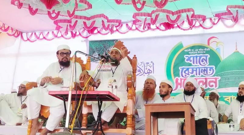 শরিয়াহবিরোধী কোনো আইনকে মেনে নেওয়ার প্রশ্নই আসে না: বায়তুল মোকাররমের খতিব