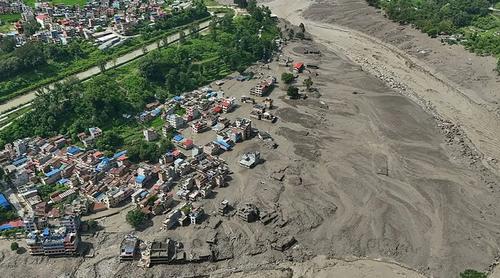 নেপালে আকস্মিক বন্যা-ভূমিধসে নিহত বেড়ে ১৬০