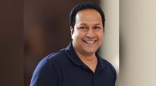 দীর্ঘ বিরতির পর নতুন সিনেমায় যোগ দিলেন বাপ্পারাজ