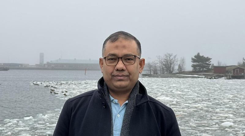 প্রয়োজনে সংবিধান সংশোধন