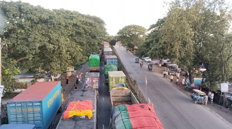 ঢাকা-চট্টগ্রাম মহাসড়কে ৫০ কিলোমিটার যানজট