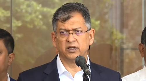 লুট-অবৈধ অস্ত্র উদ্ধারে পুলিশের বিশেষ ইউনিট গঠন: স্বরাষ্ট্রমন্ত্রী