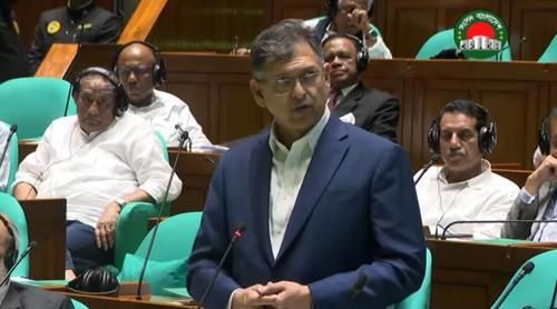 জুলাই সনদ চাইবেন, কিন্তু বাস্তবায়নে সহযোগিতা করবেন না- দুইটা বিপরীতমুখী: স্বরাষ্ট্রমন্ত্রী