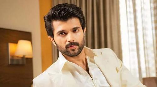 জীবনে মন ভেঙেছে, প্রেমেও পড়েছি আবার বিয়েও করেছি: বিজয়