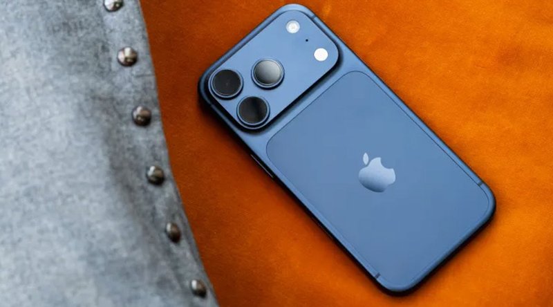 আইফোনের আয়ের রেকর্ড