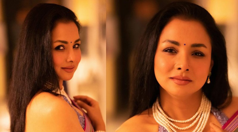 নীল ও বেগুনি রঙের শাড়িতে নজরকাড়া লুকে রুনা খান