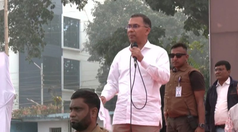 ঠাকুরগাঁওয়ের জনসভায় যোগ দিলেন তারেক রহমান