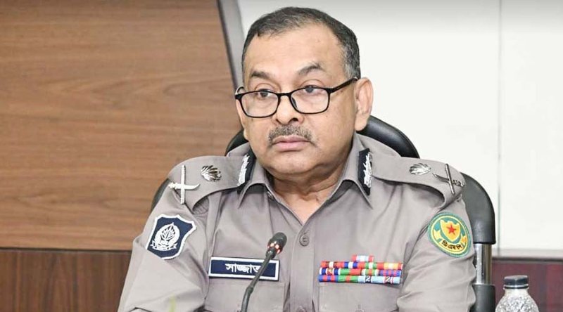 আন্দোলনকারীদের সঙ্গে সংঘর্ষের ঘটনায় ১৬ পুলিশ আহত : ডিএমপি কমিশনার