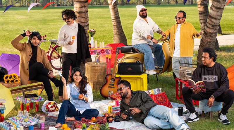 ব্যাচেলরদের ফ্ল্যাটে নতুন চমক ও রহস্যের ঝড়!