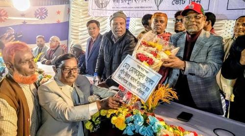 বগুড়ায় জাতীয় পার্টির দুই শতাধিক নেতাকর্মীর বিএনপিতে যোগদান