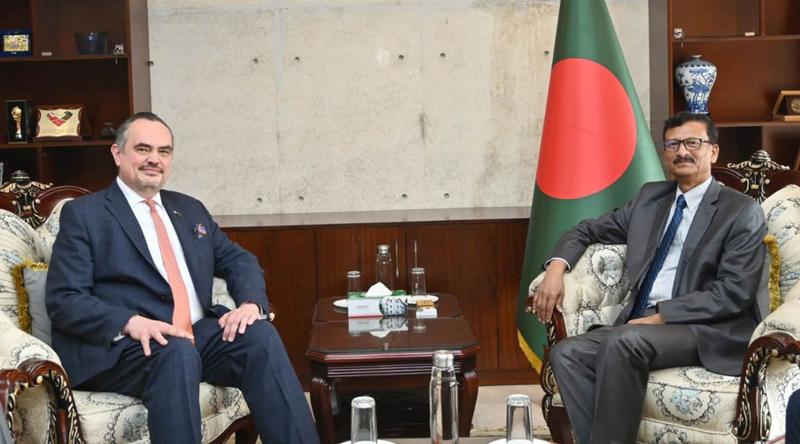 আজ পররাষ্ট্র উপদেষ্টার সঙ্গে মার্কিন রাষ্ট্রদূতের বৈঠক