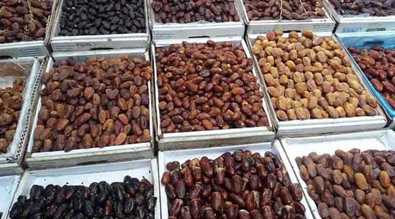 শুল্ক হার কমালেও একমাসে কেজিতে ২৫০ টাকা বেড়েছে খেজুরের দাম!