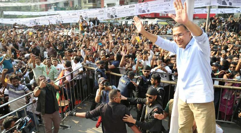 এলাকার সন্তান হিসেবে সবার কাছে ধানের শীষে ভোট চাইছি : তারেক রহমান