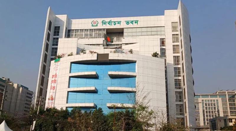 নির্বাচন স্থগিতের গুজবে কান না দেওয়ার আহ্বান ইসির