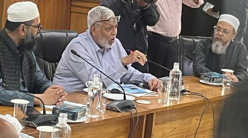 ২ বছরে বিদ্যুৎ-জ্বালানির কোনো প্রকল্প বাস্তবায়ন করা যায় না : ফাওজুল কবির খান