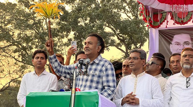 দলের বাইরে গিয়ে এমপি-মন্ত্রী, এমনকি প্রেসিডেন্টও হারিয়ে গেছে: হাবিব-উন-নবী সোহেল