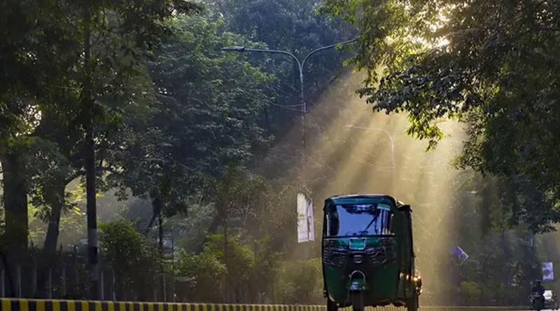 রাজধানীতে শীতের হালকা আমেজ, তাপমাত্রা ১৪ ডিগ্রি