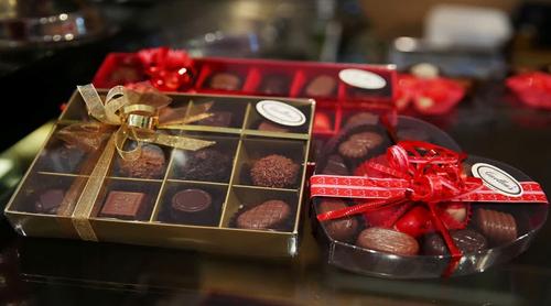 ভালোবাসার সপ্তাহে আজ চকলেট ডে