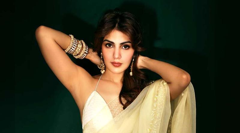 সুশান্তের মৃত্যুর পর রিয়ার সঙ্গে অভিনয় করতে চাননি কেউ!