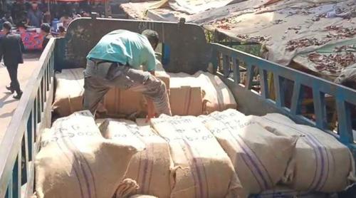 সাতক্ষীরায় পৌঁছেছে ব্যালট পেপার