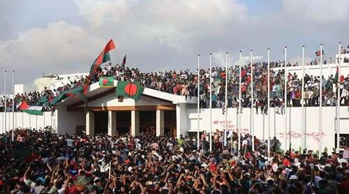 বিশ্বের প্রথম 'জেন-জি প্রভাবিত নির্বাচন' হচ্ছে বাংলাদেশে বলে আখ্যা রয়টার্সের