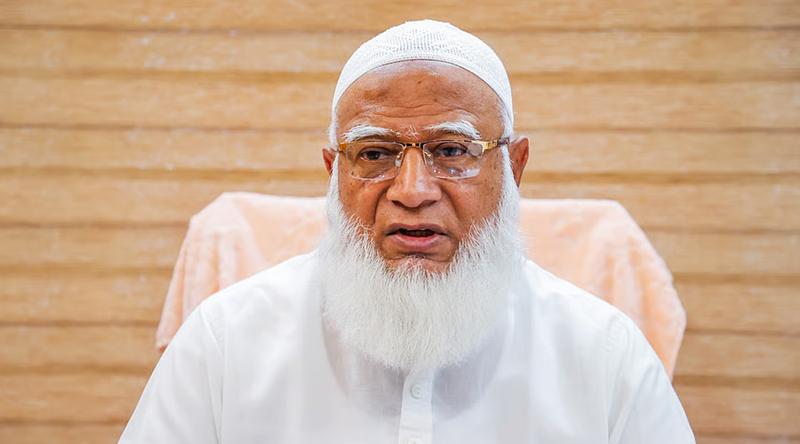 ভোটকেন্দ্রে মোবাইল ফোন নিষিদ্ধের সিদ্ধান্তে তীব্র প্রতিক্রিয়া জামায়াত আমিরের