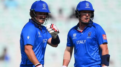 হার দিয়েই প্রথম বিশ্বকাপ যাত্রা শুরু করল ইতালি