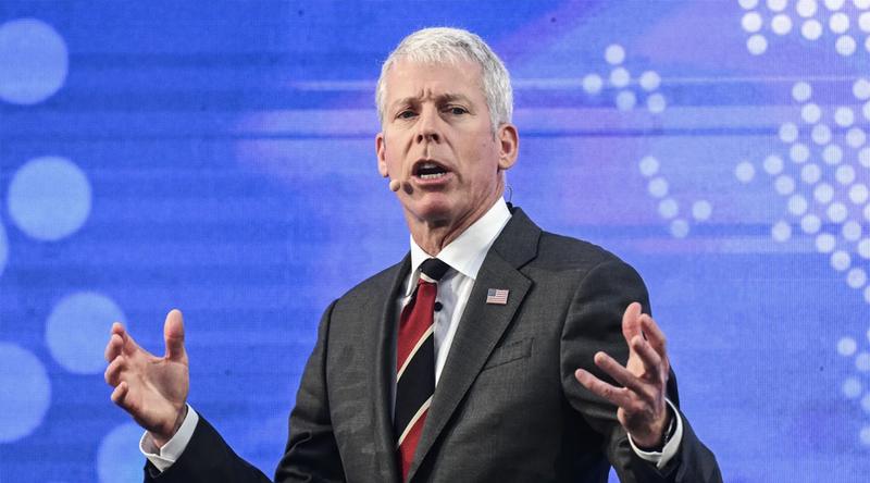 ভেনেজুয়েলা সফর করবেন মার্কিন জ্বালানিমন্ত্রী ক্রিস রাইট