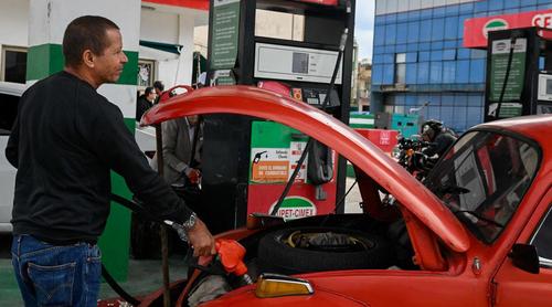 মার্কিন তেল অবরোধের জেরে কিউবায় জ্বালানি সংকট