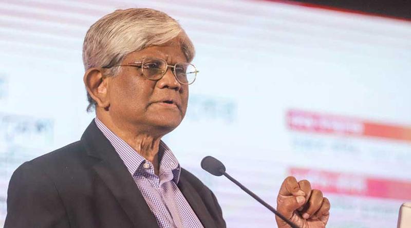 ধাপে ধাপে ক্ষতিপূরণ পাবেন পাঁচ ব্যাংকের ক্ষতিগ্রস্ত শেয়ারহোল্ডাররা: অর্থ উপদেষ্টা