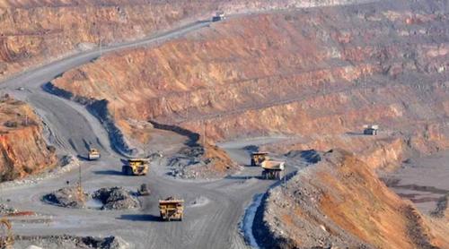 চীনে সোনার খনিতে লিফট ছিঁড়ে পড়ে নিহত ৭