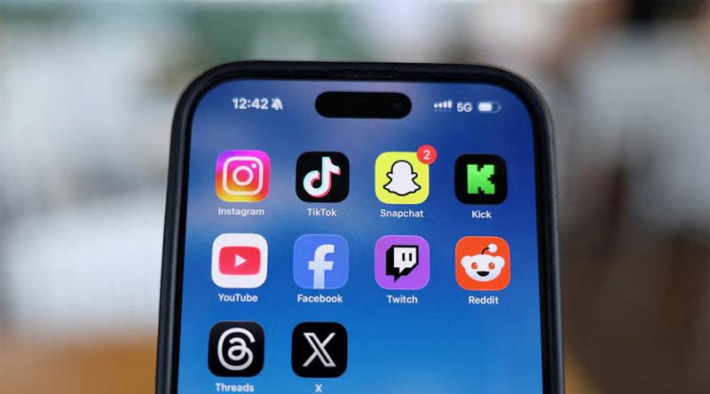 অবৈধ কনটেন্ট সরাতে সামাজিক যোগাযোগ মাধ্যমগুলোকে ৩ ঘণ্টা সময় দিল ভারত