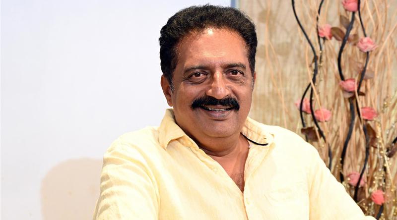 ভক্তদের সুখবর দিলেন প্রকাশ রাজ