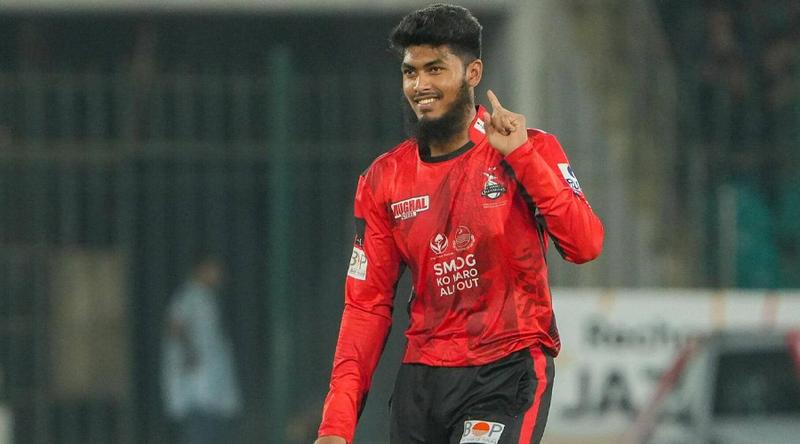 ৩ কোটি রুপিতে রাওয়ালপিন্ডিতে রিশাদ