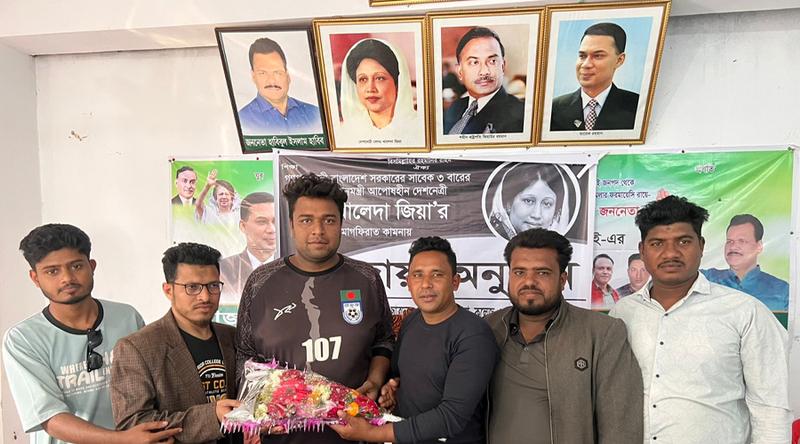 বিএনপিতে যোগ দিলেন বৈষম্যবিরোধী ছাত্র আন্দোলনের ১২ নেতাকর্মী