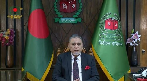 সবাইকে স্বতঃস্ফূর্তভাবে ভোট দেওয়ার আহ্বান সিইসির