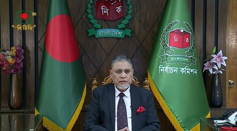 সবাইকে স্বতঃস্ফূর্তভাবে ভোট দেওয়ার আহ্বান সিইসির