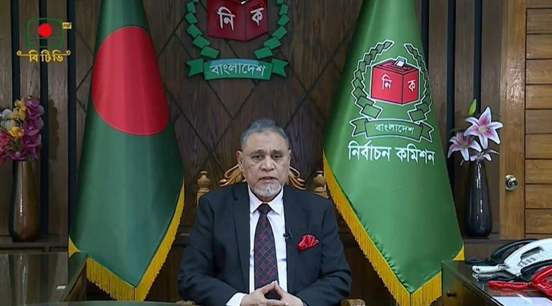 নির্বাচনে জয়-পরাজয়কে স্বাভাবিকভাবে মেনে নেওয়ার অনুরোধ সিইসির