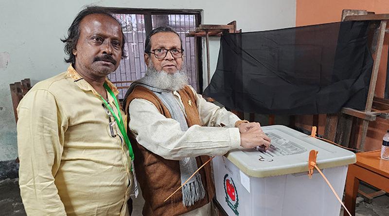 জনশ্রুতি আছে টাকা বিলি করার: কালাম